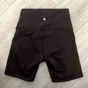 LuluLemon Biker shorts - black - size 0 - (slightly worn)